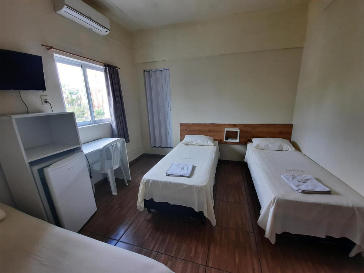 Hotel Tres Passos - Prox Ao Aeroporto E Rodoviaria Порту-Алегрі Екстер'єр фото