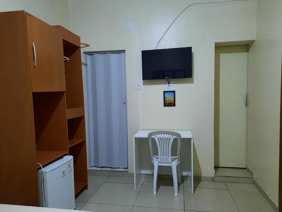 Hotel Tres Passos - Prox Ao Aeroporto E Rodoviaria Порту-Алегрі Екстер'єр фото